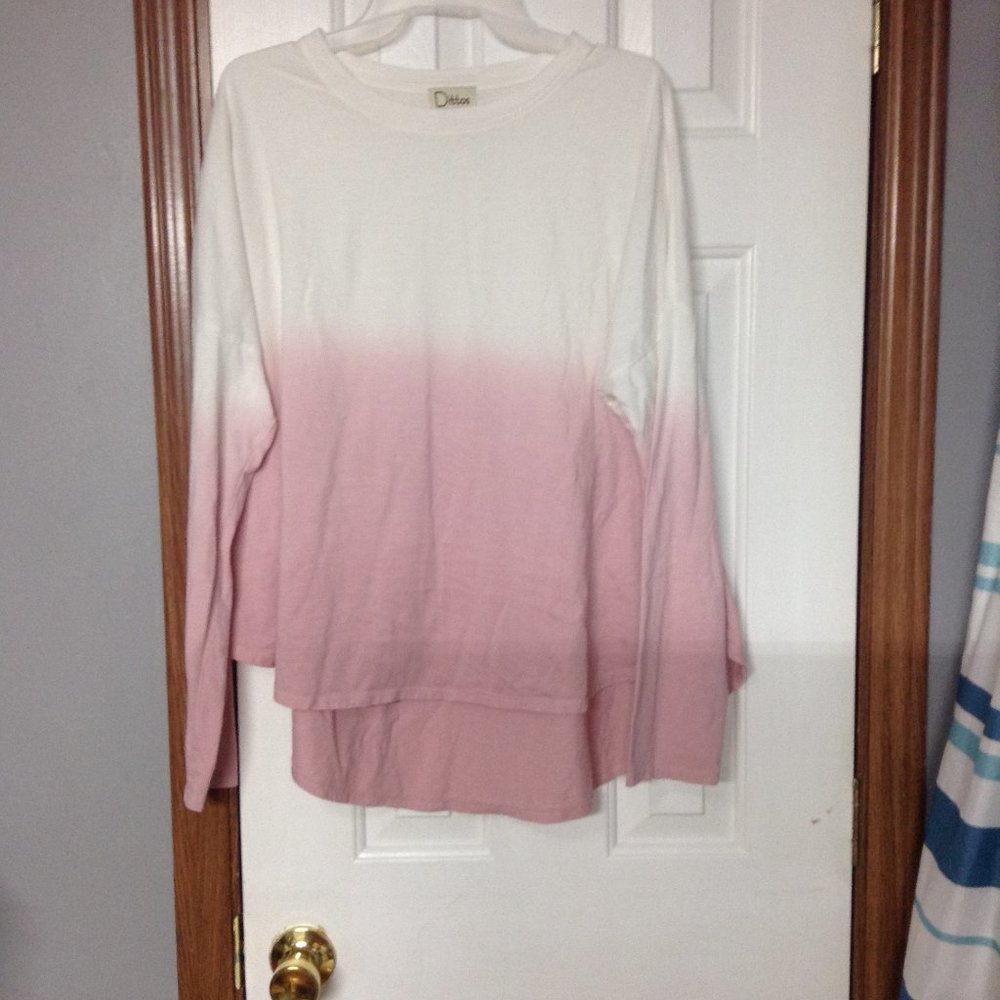 DITTOS WOMANS L SHIRT USED